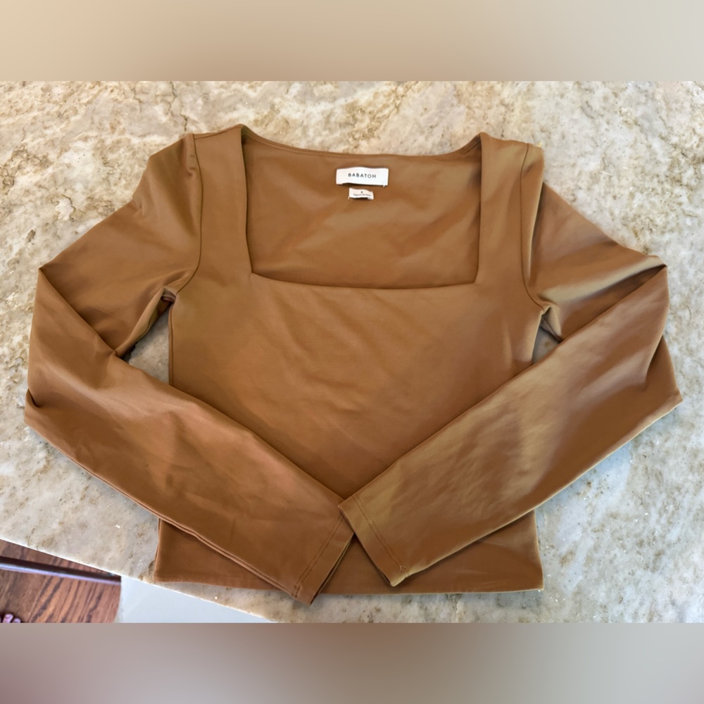 Aritiza contour long sleeve